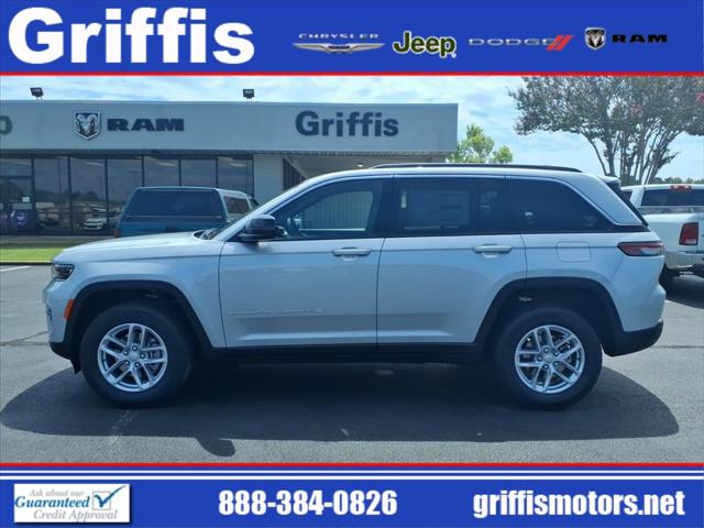 2025 Jeep Grand Cherokee GRAND CHEROKEE LAREDO X 4X2