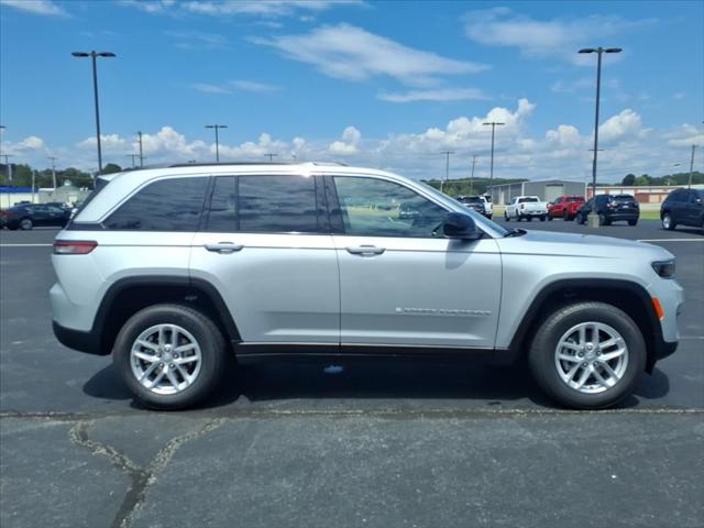 2025 Jeep Grand Cherokee GRAND CHEROKEE LAREDO X 4X2