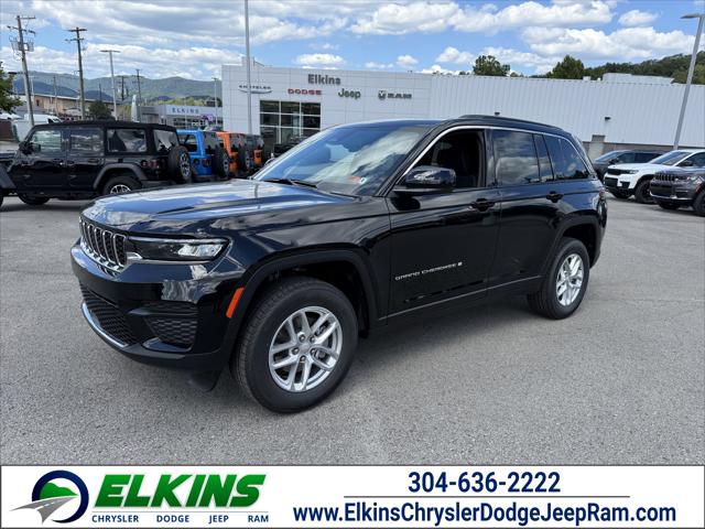 2025 Jeep Grand Cherokee GRAND CHEROKEE LAREDO X 4X4