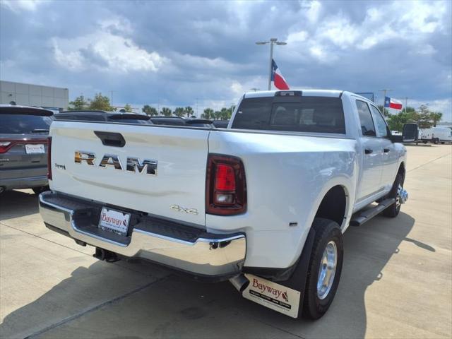 2026 RAM Ram 3500 RAM 3500 TRADESMAN CREW CAB 4X4 8 BOX