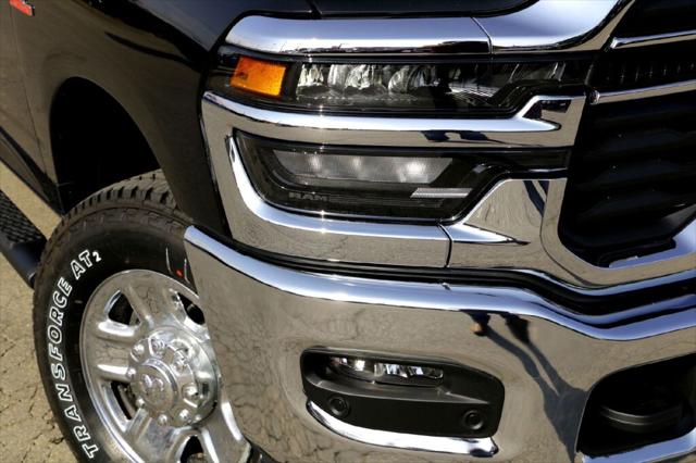 2026 RAM Ram 2500 RAM 2500 TRADESMAN CREW CAB 4X4 8 BOX