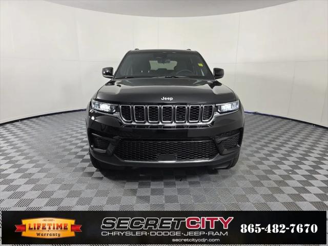 2025 Jeep Grand Cherokee GRAND CHEROKEE LAREDO X 4X4 2025 Jeep Grand Cherokee GRAND CHEROKEE LAREDO X 4X4