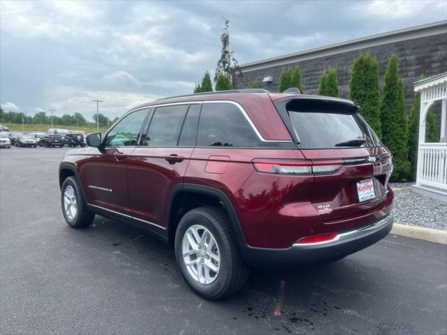 2025 Jeep Grand Cherokee GRAND CHEROKEE LAREDO X 4X4
