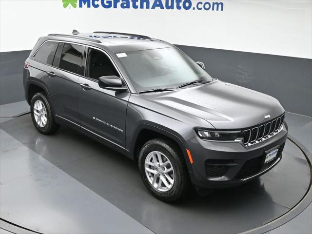 2025 Jeep Grand Cherokee GRAND CHEROKEE LAREDO X 4X4