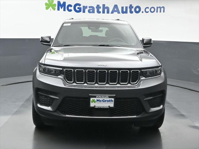 2025 Jeep Grand Cherokee GRAND CHEROKEE LAREDO X 4X4