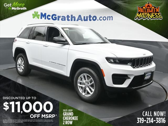 2025 Jeep Grand Cherokee GRAND CHEROKEE LAREDO X 4X4