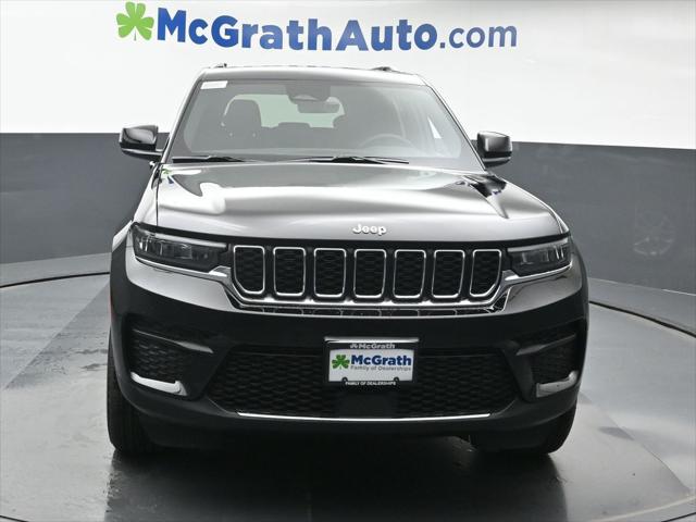 2025 Jeep Grand Cherokee GRAND CHEROKEE LAREDO X 4X4