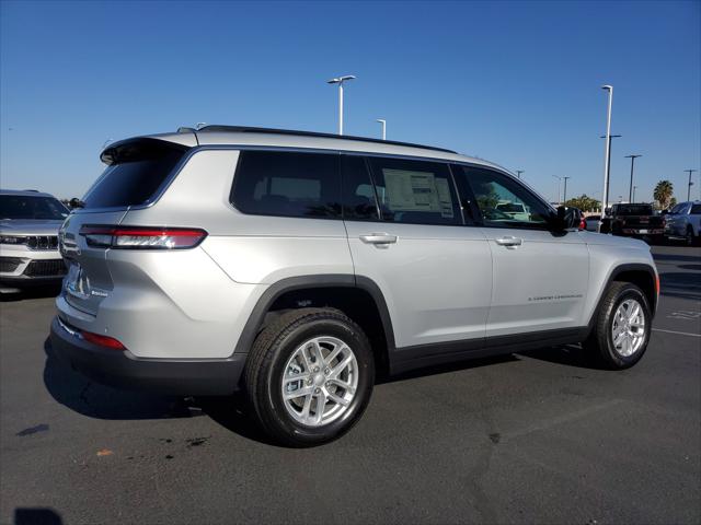 2025 Jeep Grand Cherokee GRAND CHEROKEE L LAREDO X 4X4