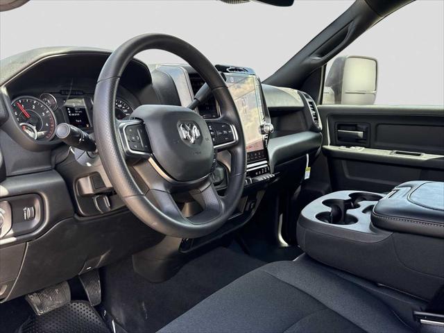 2026 RAM Ram 2500 RAM 2500 TRADESMAN CREW CAB 4X4 64 BOX