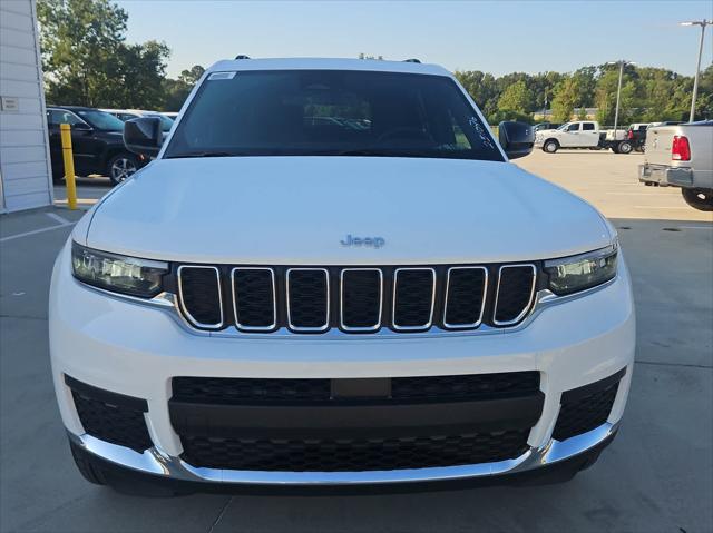2025 Jeep Grand Cherokee GRAND CHEROKEE L LAREDO X 4X2
