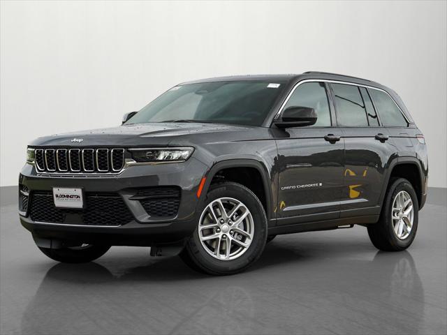 2025 Jeep Grand Cherokee GRAND CHEROKEE LAREDO X 4X4