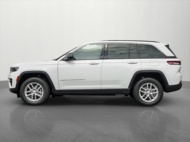 2025 Jeep Grand Cherokee GRAND CHEROKEE LAREDO X 4X4 2025 Jeep Grand Cherokee GRAND CHEROKEE LAREDO X 4X4