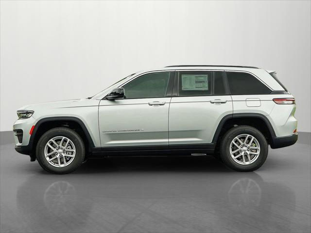 2025 Jeep Grand Cherokee GRAND CHEROKEE LAREDO X 4X4 2025 Jeep Grand Cherokee GRAND CHEROKEE LAREDO X 4X4