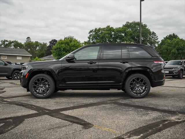 2025 Jeep Grand Cherokee GRAND CHEROKEE SUMMIT 4X4