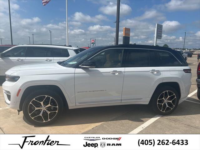 2025 Jeep Grand Cherokee GRAND CHEROKEE SUMMIT RESERVE 4X4