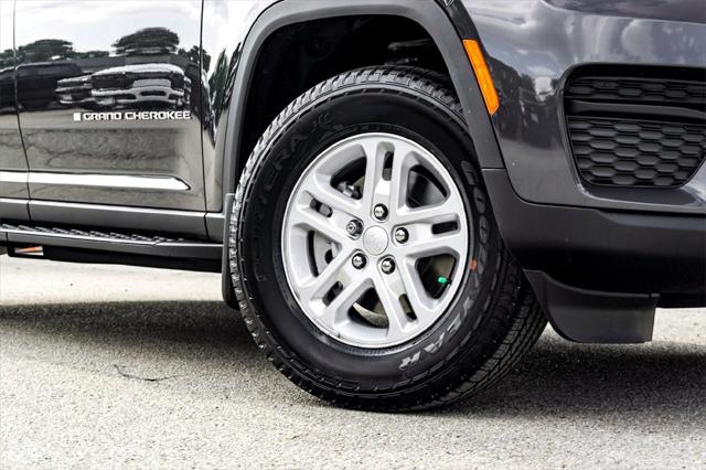 2025 Jeep Grand Cherokee GRAND CHEROKEE LAREDO 4X2 2025 Jeep Grand Cherokee GRAND CHEROKEE LAREDO 4X2