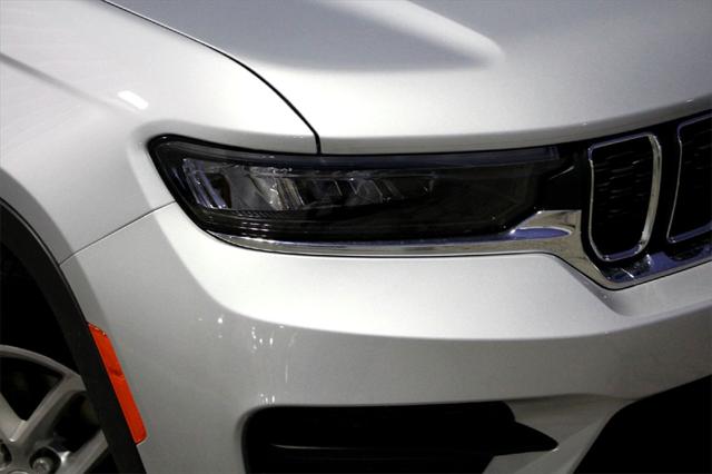 2025 Jeep Grand Cherokee GRAND CHEROKEE LAREDO X 4X4 2025 Jeep Grand Cherokee GRAND CHEROKEE LAREDO X 4X4