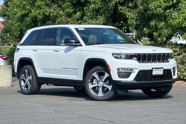 2025 Jeep Grand Cherokee GRAND CHEROKEE LIMITED 4X4