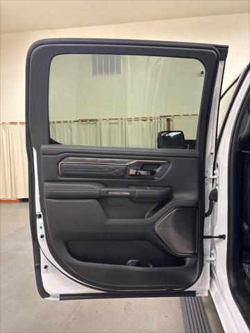 2026 Ram 1500 Limited Crew Cab 4x4 5'7" Box