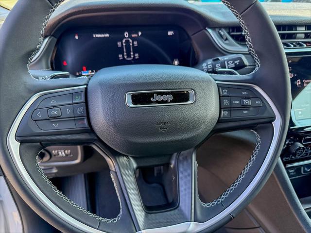 2025 Jeep Grand Cherokee GRAND CHEROKEE L LAREDO X 4X2