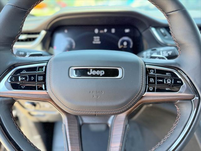 2025 Jeep Grand Cherokee GRAND CHEROKEE L SUMMIT 4X4