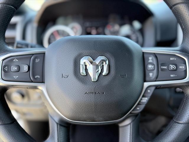 2025 RAM Ram 1500 RAM 1500 TRADESMAN CREW CAB 4X2 57 BOX 2025 RAM Ram 1500 RAM 1500 TRADESMAN CREW CAB 4X2 57 BOX