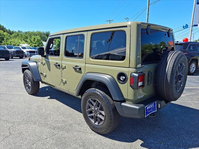 2025 Jeep Wrangler 4-Door Summit 4x4