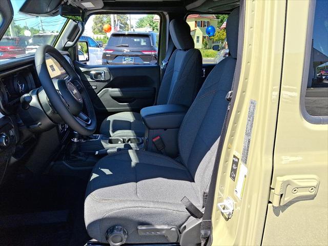 2025 Jeep Wrangler 4-Door Summit 4x4