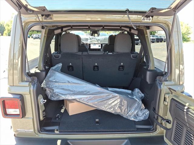 2025 Jeep Wrangler 4-Door Summit 4x4