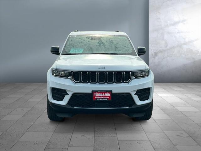 2025 Jeep Grand Cherokee GRAND CHEROKEE LAREDO X 4X4 2025 Jeep Grand Cherokee GRAND CHEROKEE LAREDO X 4X4