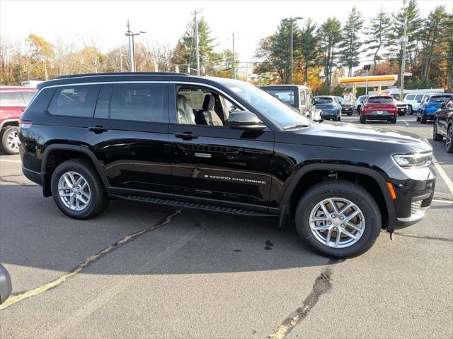 2025 Jeep Grand Cherokee Laredo X 4x4