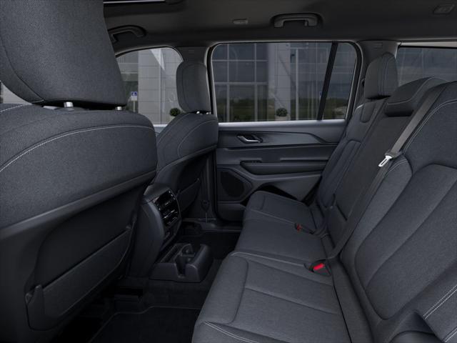 2025 Jeep Grand Cherokee Laredo X 4x4