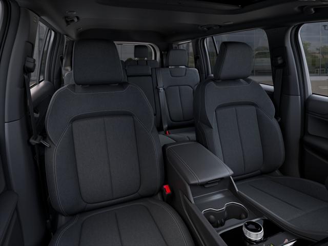 2025 Jeep Grand Cherokee Laredo X 4x4
