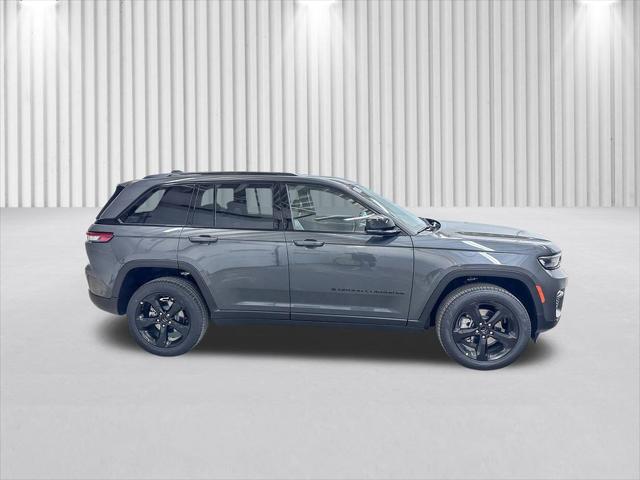 2025 Jeep Grand Cherokee GRAND CHEROKEE LIMITED 4X4 2025 Jeep Grand Cherokee GRAND CHEROKEE LIMITED 4X4