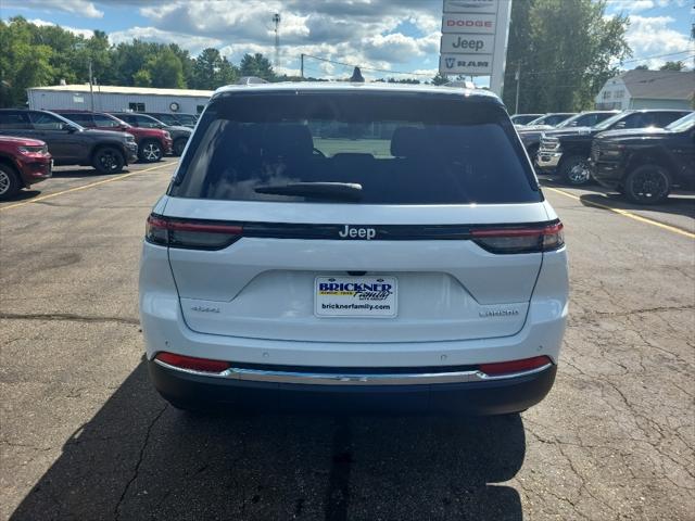 2025 Jeep Grand Cherokee GRAND CHEROKEE LAREDO X 4X4