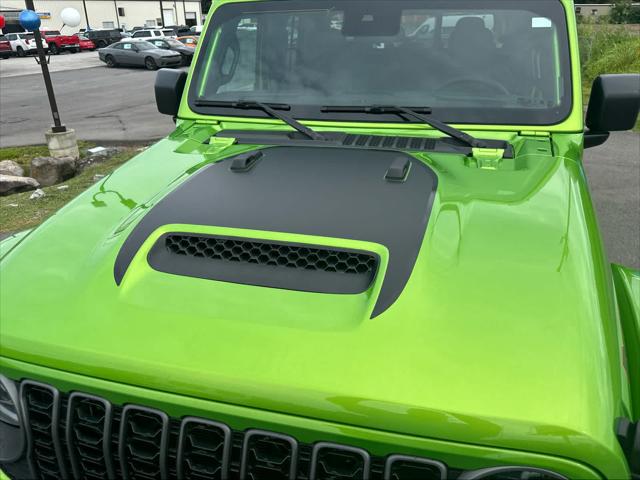 2025 Jeep Gladiator GLADIATOR MOJAVE 4X4