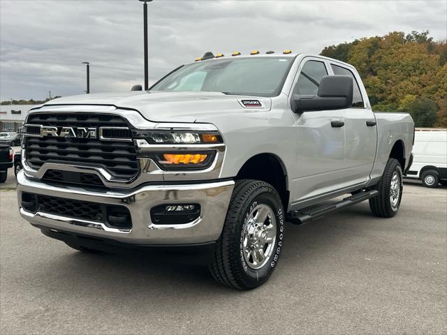 2026 RAM Ram 2500 RAM 2500 TRADESMAN CREW CAB 4X4 64 BOX