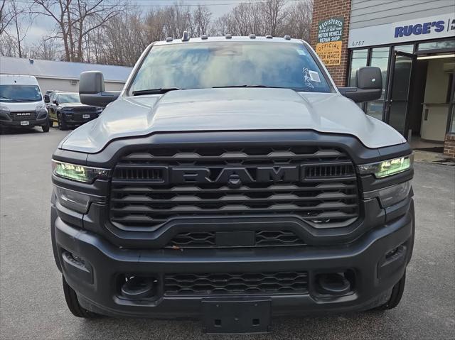 2026 RAM Ram 5500 Chassis Cab RAM 5500 TRADESMAN CHASSIS REGULAR CAB 4X4 60 CA