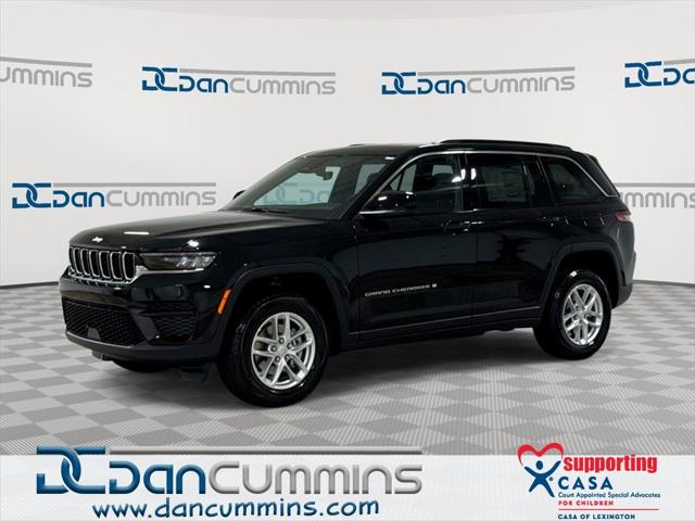 2025 Jeep Grand Cherokee GRAND CHEROKEE LAREDO X 4X4