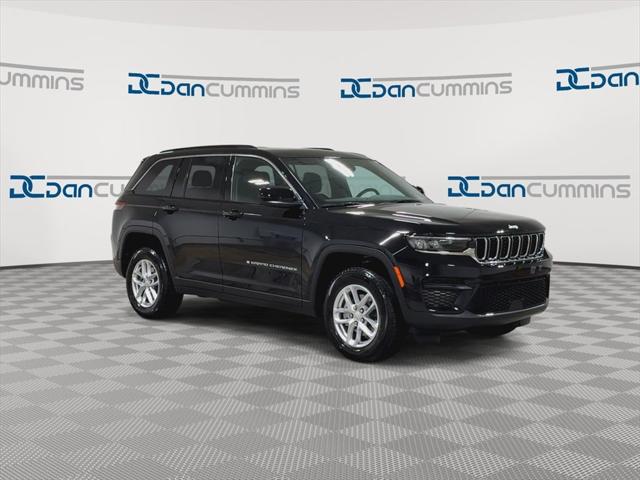 2025 Jeep Grand Cherokee GRAND CHEROKEE LAREDO X 4X4