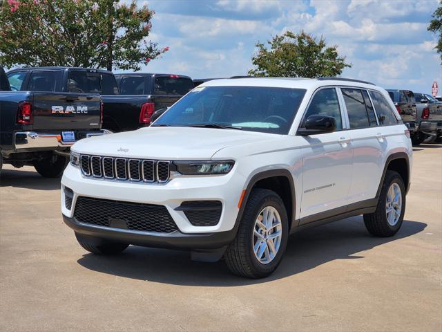 2025 Jeep Grand Cherokee GRAND CHEROKEE LAREDO X 4X2