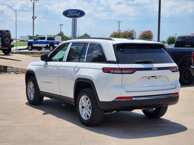 2025 Jeep Grand Cherokee GRAND CHEROKEE LAREDO X 4X2