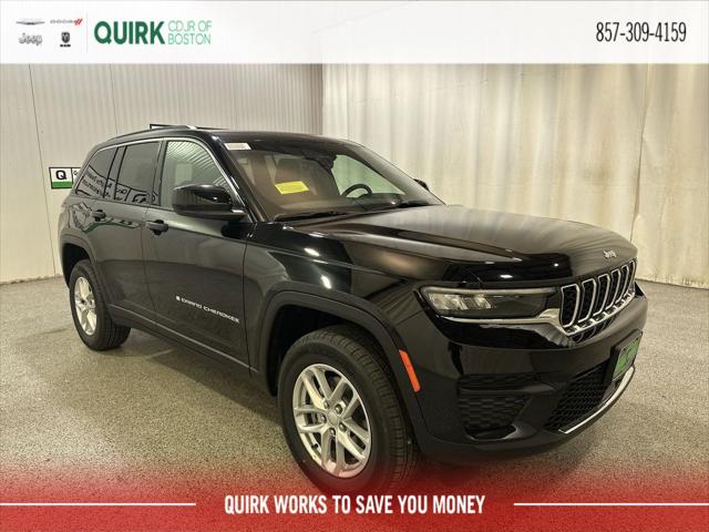 2025 Jeep Grand Cherokee GRAND CHEROKEE LAREDO X 4X4