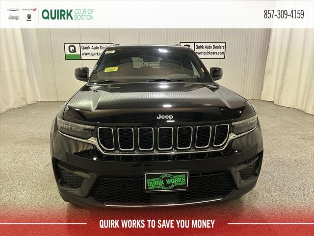 2025 Jeep Grand Cherokee GRAND CHEROKEE LAREDO X 4X4