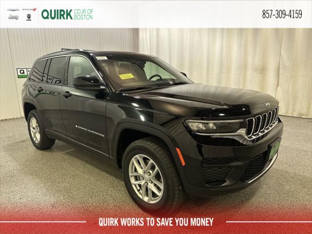 2025 Jeep Grand Cherokee GRAND CHEROKEE LAREDO X 4X4