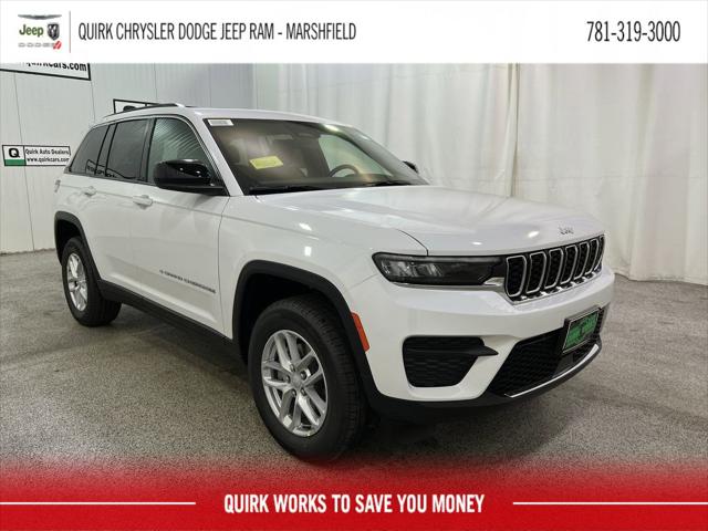 2025 Jeep Grand Cherokee GRAND CHEROKEE LAREDO X 4X4