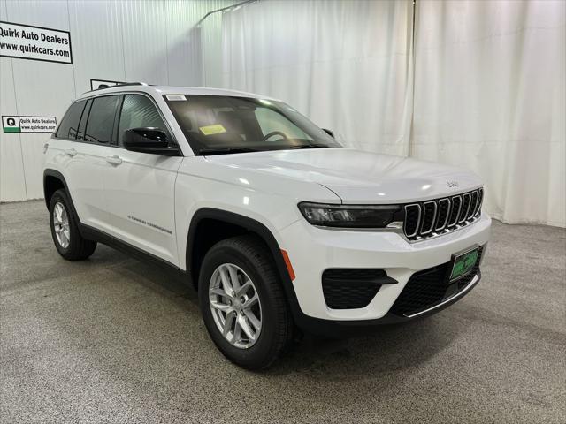 2025 Jeep Grand Cherokee GRAND CHEROKEE LAREDO X 4X4