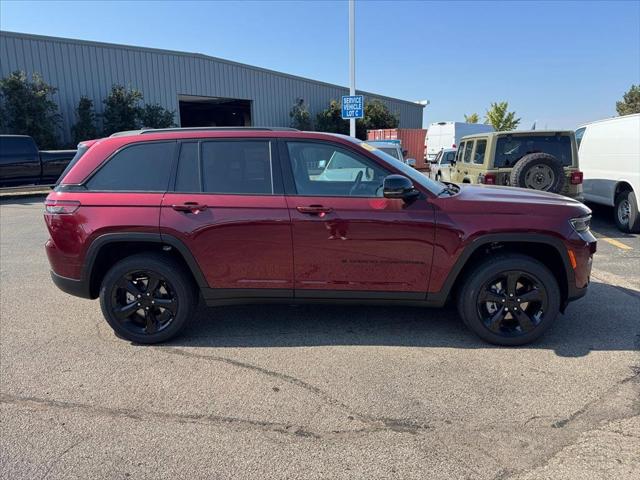 2025 Jeep Grand Cherokee GRAND CHEROKEE ALTITUDE X 4X4