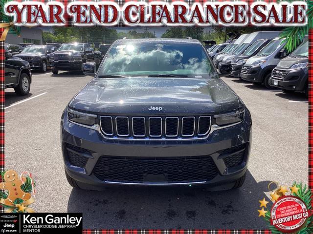 2025 Jeep Grand Cherokee GRAND CHEROKEE LAREDO X 4X4