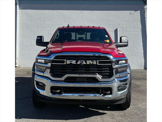 2026 RAM Ram 5500 Chassis Cab RAM 5500 BIG HORN CHASSIS CREW CAB 4X4 60 CA 2026 RAM Ram 5500 Chassis Cab RAM 5500 BIG HORN CHASSIS CREW CAB 4X4 60 CA